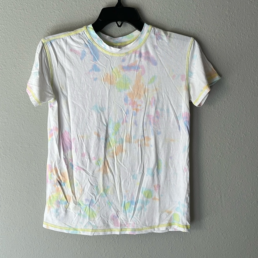Girls Fabletics tie dye shirt size 10/12